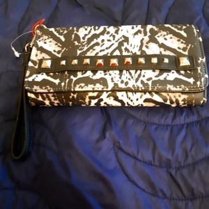 Wallet purse by Enzo Angiolini Black & White (New)